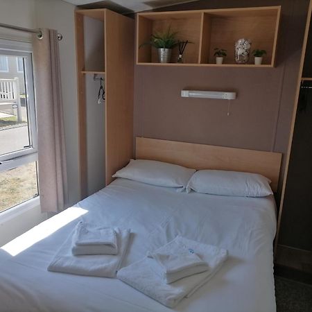 Sea Haven - 4 Bedroom Static Near The Beach Dymchurch Zewnętrze zdjęcie
