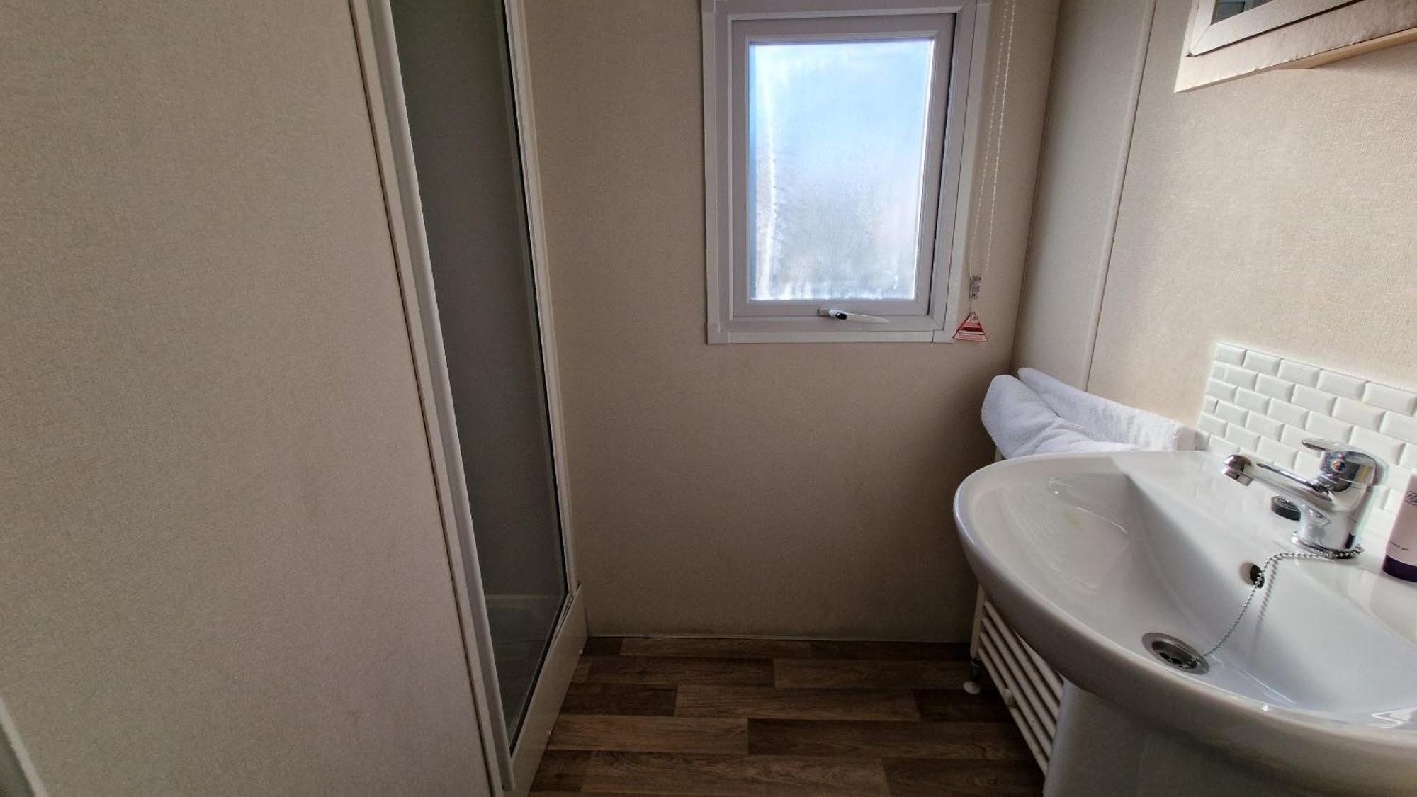 Sea Haven - 4 Bedroom Static Near The Beach Dymchurch Zewnętrze zdjęcie